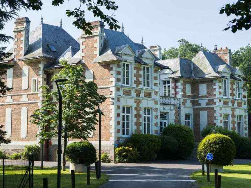 Murder party au château de&nbsp;Plinguetière